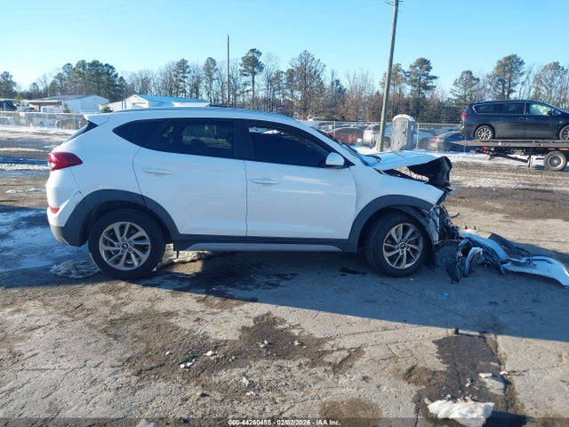 KM8J3CA46JU742939 Hyundai TUCSON SEL