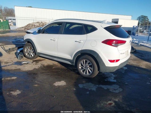 KM8J3CA46JU742939 Hyundai TUCSON SEL
