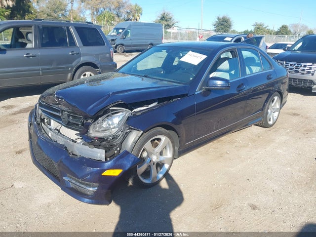 2014 MERCEDES-BENZ C 350 WDDGF5HB0EA927023 Photo 1