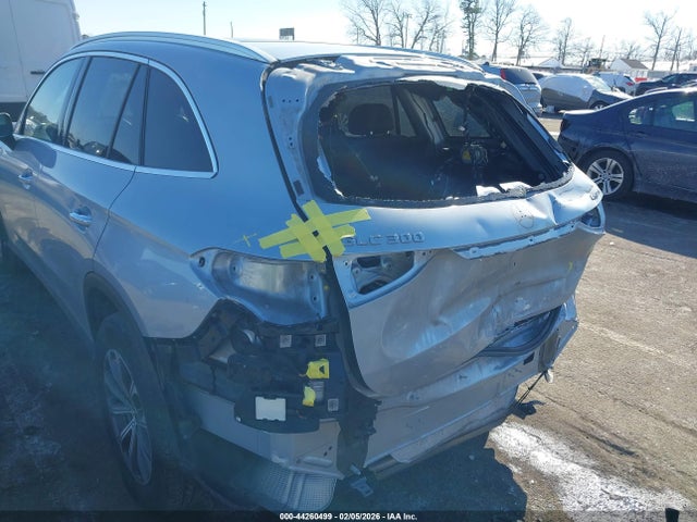 Aukcja sprzedaży 2024 Mercedes-benz Glc 300 4matic Suv, vin: W1NKM4HB6RF161031, numer aukcji: 44260499