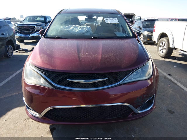 Aukcja sprzedaży 2017 Chrysler Pacifica Touring Plus, vin: 2C4RC1BGXHR841209, numer aukcji: 44260540