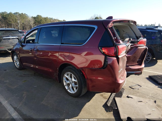 Aukcja sprzedaży 2017 Chrysler Pacifica Touring Plus, vin: 2C4RC1BGXHR841209, numer aukcji: 44260540