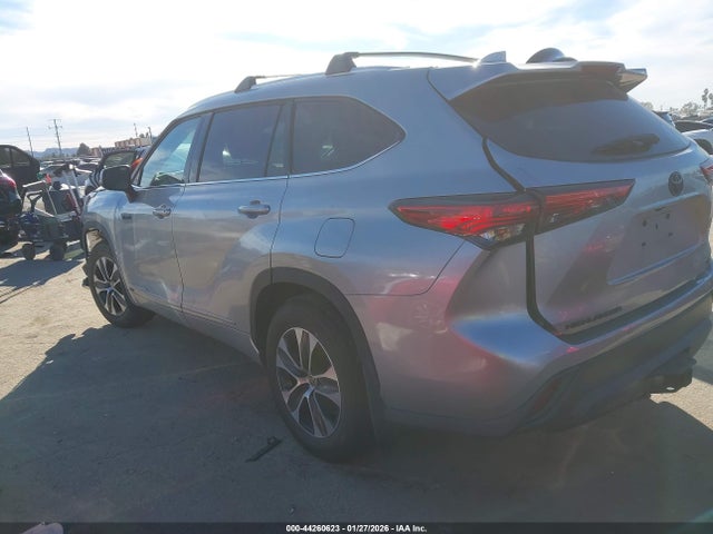5TDHBRCHXMS523418 Toyota Highlander Hybrid Xle