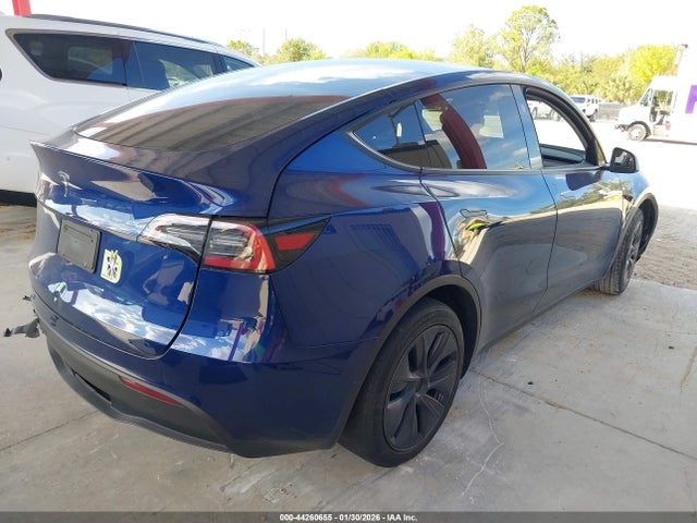 2025 TESLA MODEL Y 7SAYGDED1SF227982 Photo 3