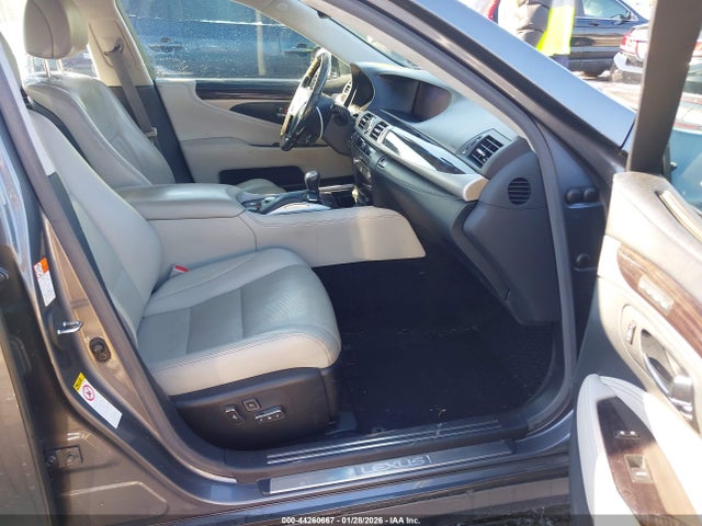2016 LEXUS LS 460 JTHDL5EF8G5007907 Photo 4