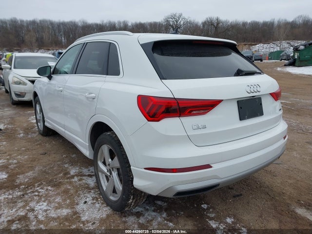 2021 AUDI Q3 WA1AUCF37M1101607 Photo 2