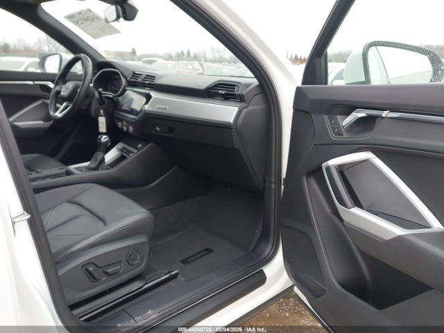 2021 AUDI Q3 WA1AUCF37M1101607 Photo 4
