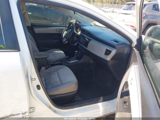 5YFBURHE1FP206573 Toyota COROLLA LE