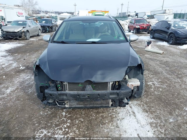 3VWH17AU3HM508527 Volkswagen GOLF ALLTRACK