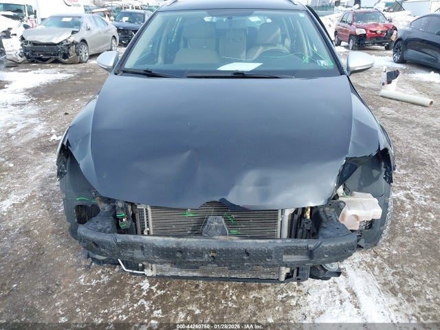 3VWH17AU3HM508527 Volkswagen GOLF ALLTRACK