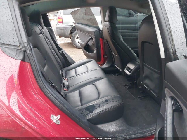 44260769 :رقم المزاد ، 5YJ3E1EA7JF163625 vin ، 2018 Tesla Model 3 Long Range/mid Range مزاد بيع