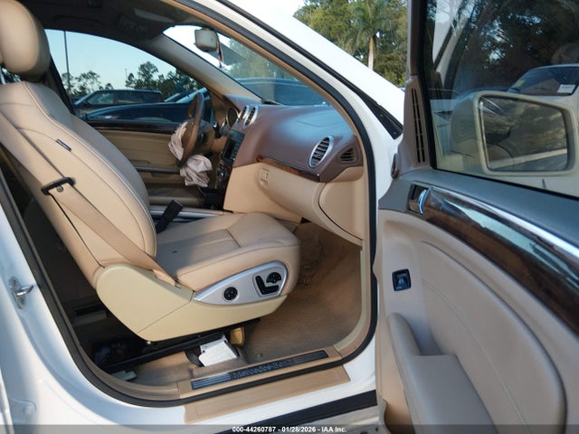 2011 MERCEDES-BENZ GL-CLASS 4JGBF7BE6BA695974 Photo 4