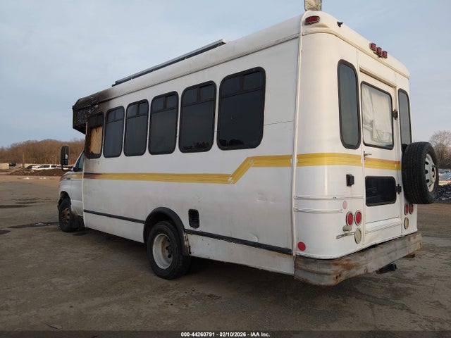 2006 Ford E-450 Cutaway მანქანა იყიდება აუქციონზე, vin: 1FDXE45S96DB29689, აუქციონის ნომერი: 44260791