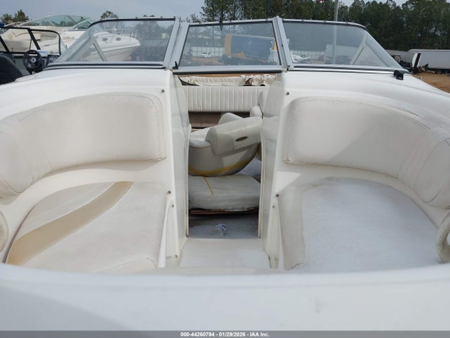 44260794 :رقم المزاد ، FGB72756D202 vin ، 2002 Chapparal 180 Ss مزاد بيع