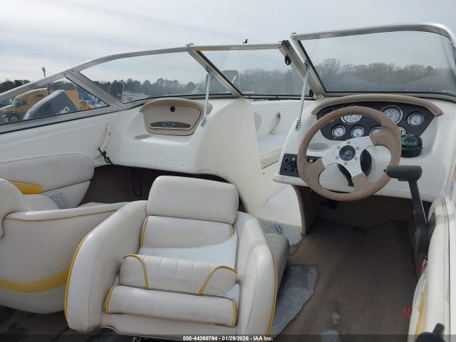 44260794 :رقم المزاد ، FGB72756D202 vin ، 2002 Chapparal 180 Ss مزاد بيع