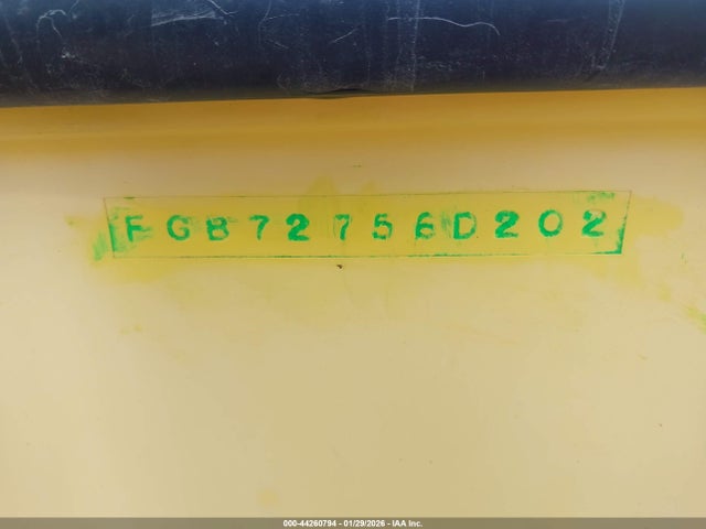 44260794 :رقم المزاد ، FGB72756D202 vin ، 2002 Chapparal 180 Ss مزاد بيع