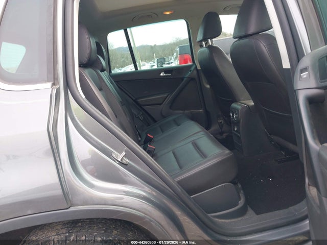 2017 VOLKSWAGEN TIGUAN WVGSV7AXXHK041875 Photo 7