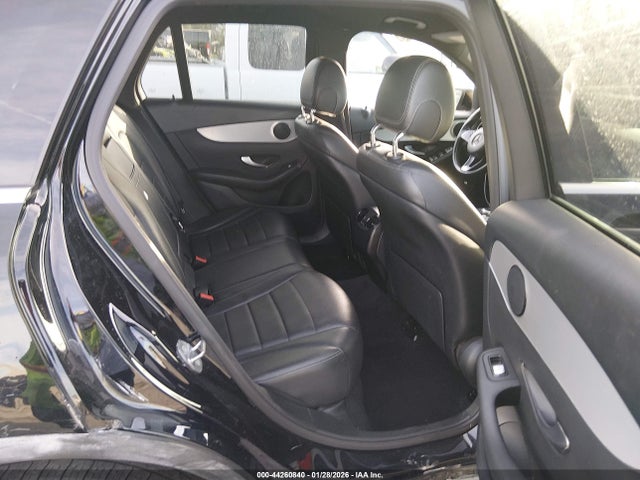 WDC0G4JB2KV177068 Mercedes-Benz GLC 300