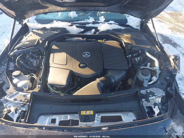 W1KMJ4HBXSF046923 Mercedes-Benz Cle 300 4matic