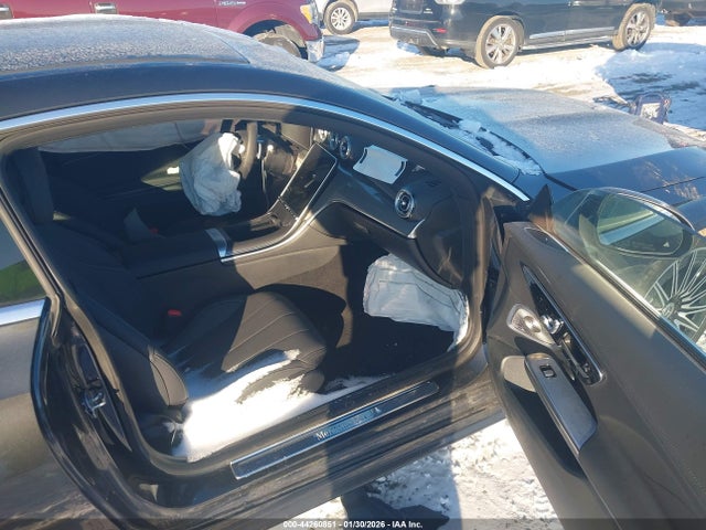 W1KMJ4HBXSF046923 Mercedes-Benz Cle 300 4matic