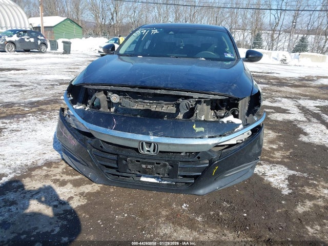 2020 Honda Accord Lx მანქანა იყიდება აუქციონზე, vin: 1HGCV1F11LA133564, აუქციონის ნომერი: 44260858