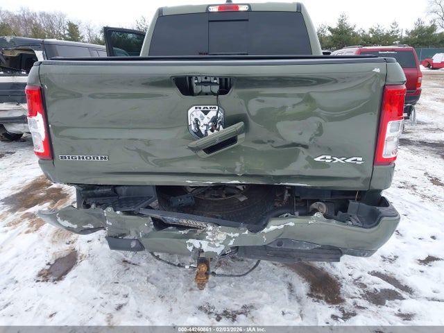 44260861 :رقم المزاد ، 1C6SRFFT3MN777565 vin ، 2021 Ram 1500 Big Horn  4x4 5'7 Box مزاد بيع