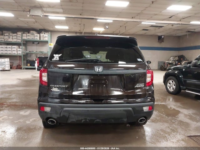 44260885 :رقم المزاد ، 5FNYF8H29MB027873 vin ، 2021 Honda Passport Awd Sport مزاد بيع
