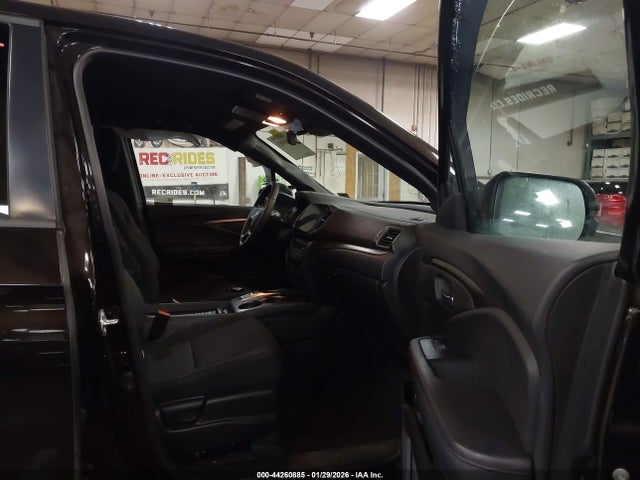 44260885 :رقم المزاد ، 5FNYF8H29MB027873 vin ، 2021 Honda Passport Awd Sport مزاد بيع
