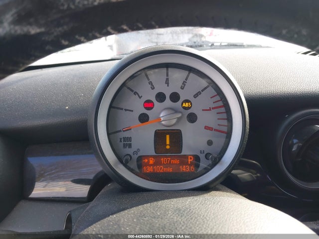 2009 MINI COOPER S WMWMF73579TW81329 Photo 6