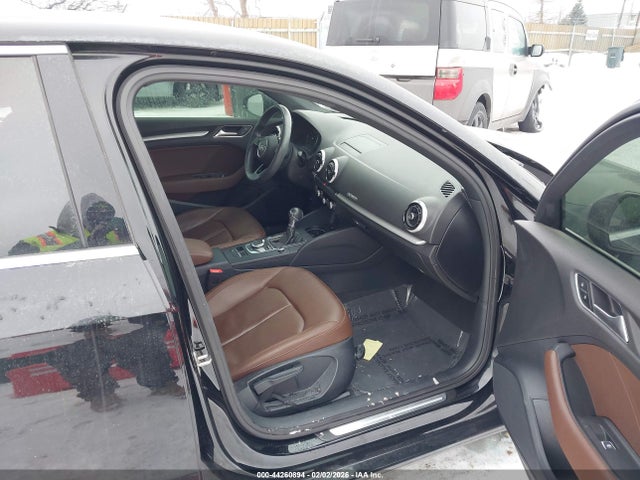 Aukcja sprzedaży 2019 Audi A3 45 Premium, vin: WAUBEGFF6KA079831, numer aukcji: 44260894