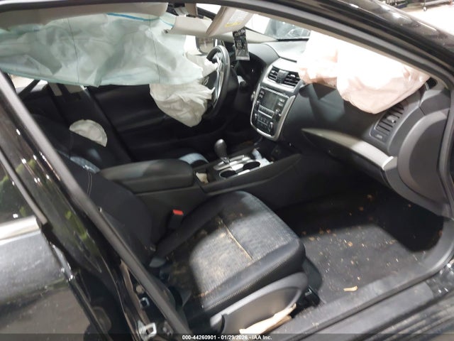 Продаж на аукціоні авто 2017 Nissan Altima 2.5 S, vin: 1N4AL3AP6HC150087, номер лоту: 44260901