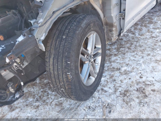 5XYZUDLB1HG485254 Hyundai Santa Fe Sport 2.4l