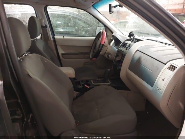 2008 FORD ESCAPE 1FMCU92ZX8KA21175 Photo 4