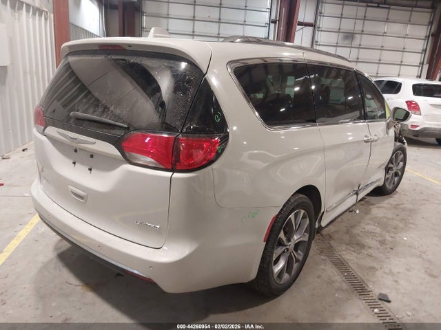 2019 CHRYSLER PACIFICA 2C4RC1GG9KR609930 Photo 3