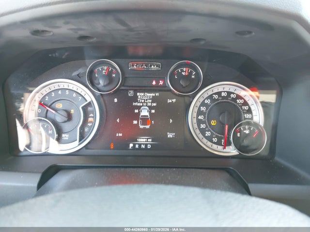2019 Ram 1500 Classic Warlock  4x4 6'4 Box მანქანა იყიდება აუქციონზე, vin: 1C6RR7GG3KS664574, აუქციონის ნომერი: 44260960