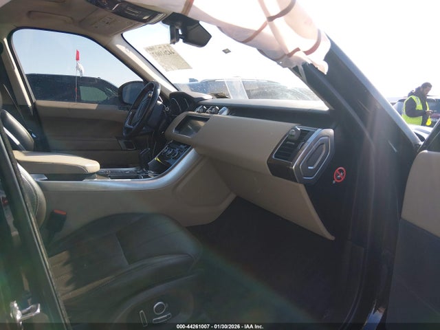 2017 LAND ROVER RANGE ROVER SPORT SALWR2FV0HA130857 Photo 4