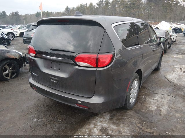 2021 CHRYSLER VOYAGER 2C4RC1AG6MR565297 Photo 3