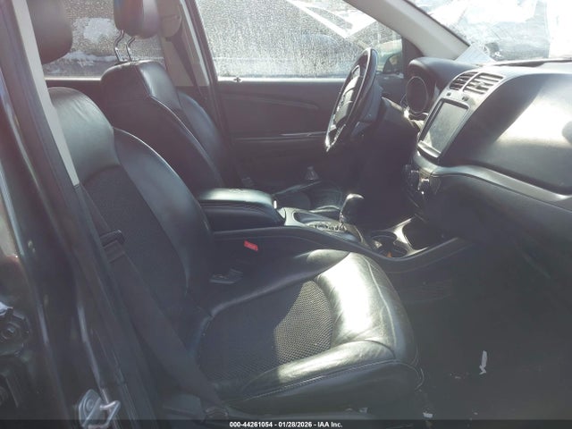 44261054 :رقم المزاد ، 3C4PDCGB4LT266544 vin ، 2020 Dodge Journey Crossroad مزاد بيع