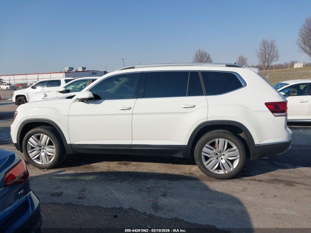 Продажа на аукционе авто 2018 Volkswagen Atlas 3.6l V6 Sel Premium, vin: 1V2NR2CA1JC556439, номер лота: 44261062