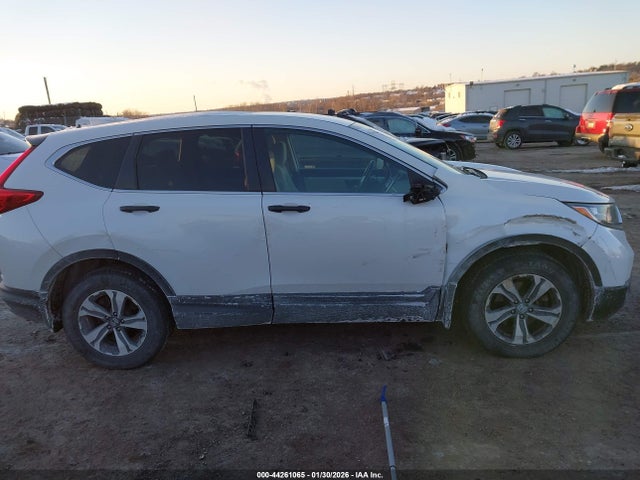 Honda CR-V LX 2019 2HKRW6H33KH216096 Image 6
