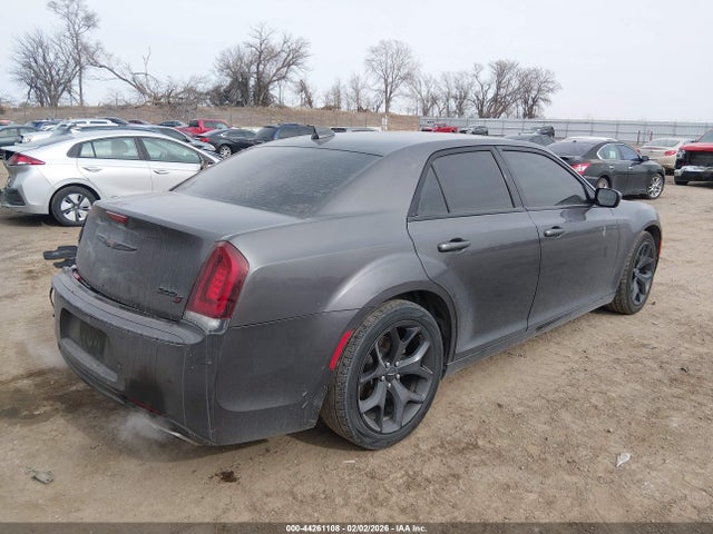 44261108 :رقم المزاد ، 2C3CCABG8MH629757 vin ، 2021 Chrysler 300 300s مزاد بيع