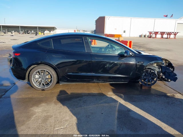 2022 Tesla Model 3 Long Range Dual Motor All-wheel Drive მანქანა იყიდება აუქციონზე, vin: 5YJ3E1EB7NF164806, აუქციონის ნომერი: 44261126