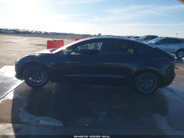 2022 Tesla Model 3 Long Range Dual Motor All-wheel Drive მანქანა იყიდება აუქციონზე, vin: 5YJ3E1EB7NF164806, აუქციონის ნომერი: 44261126