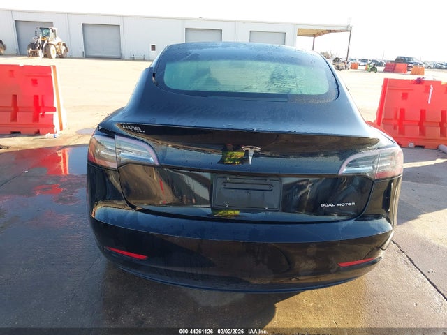 2022 Tesla Model 3 Long Range Dual Motor All-wheel Drive მანქანა იყიდება აუქციონზე, vin: 5YJ3E1EB7NF164806, აუქციონის ნომერი: 44261126