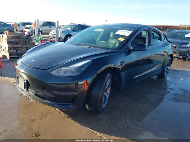 2022 Tesla Model 3 Long Range Dual Motor All-wheel Drive მანქანა იყიდება აუქციონზე, vin: 5YJ3E1EB7NF164806, აუქციონის ნომერი: 44261126