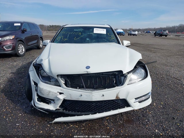 Продаж на аукціоні авто 2012 Mercedes-benz C 300 Sport 4matic, vin: WDDGF8BB5CR197358, номер лоту: 44261128