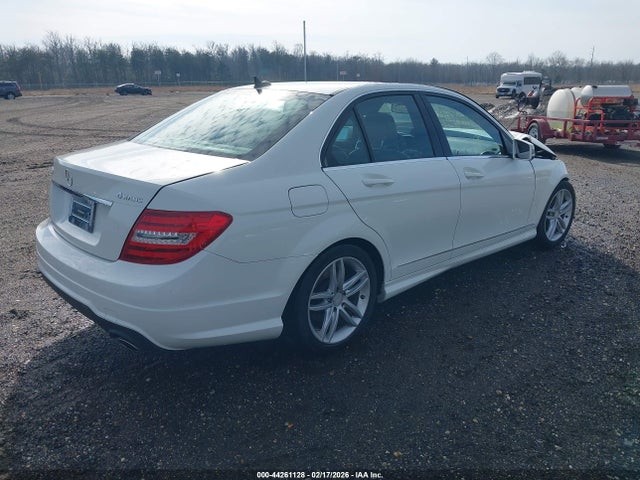 Продаж на аукціоні авто 2012 Mercedes-benz C 300 Sport 4matic, vin: WDDGF8BB5CR197358, номер лоту: 44261128
