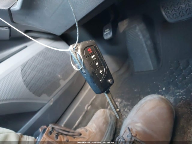 4T1C11AK8LU974236 Toyota CAMRY LE
