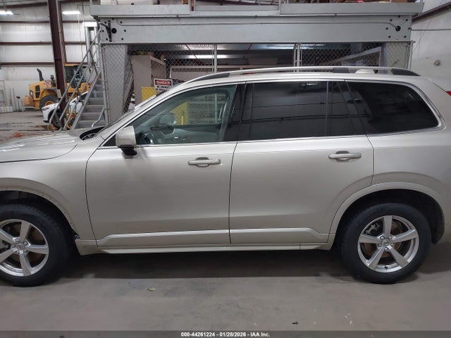 YV4102XK8G1067857 Volvo Xc90 T5 Momentum