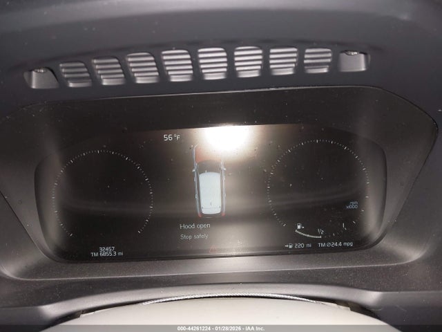 YV4102XK8G1067857 Volvo Xc90 T5 Momentum